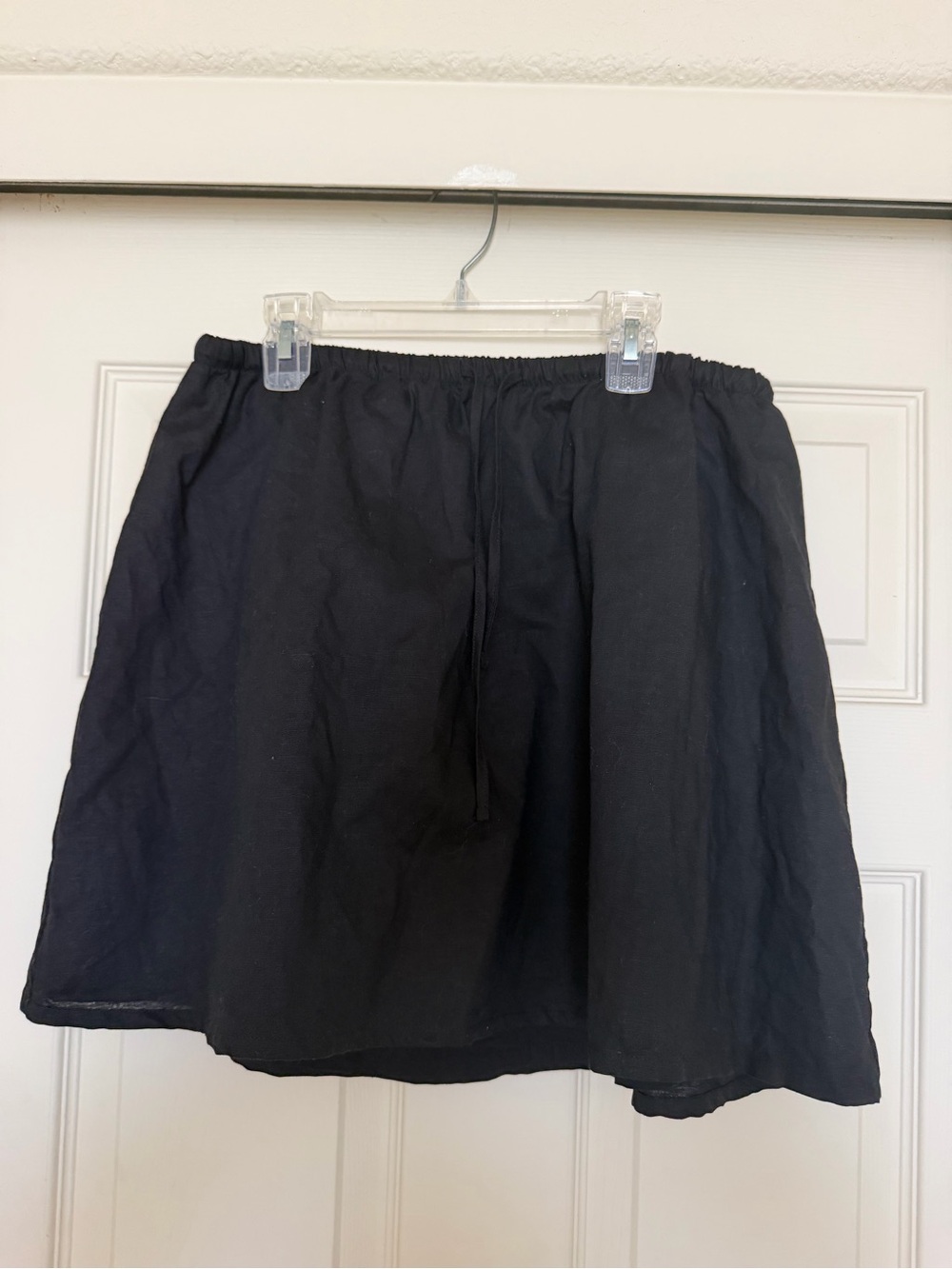 Sonderhaus Kiki Linen and Cotton Skirt in black - L